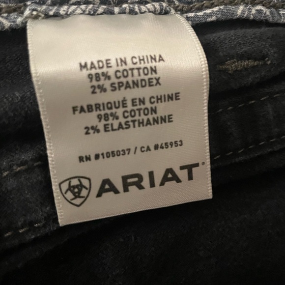 Arait Denim Jeans - Picture 14 of 14